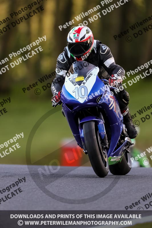 cadwell no limits trackday;cadwell park;cadwell park photographs;cadwell trackday photographs;enduro digital images;event digital images;eventdigitalimages;no limits trackdays;peter wileman photography;racing digital images;trackday digital images;trackday photos
